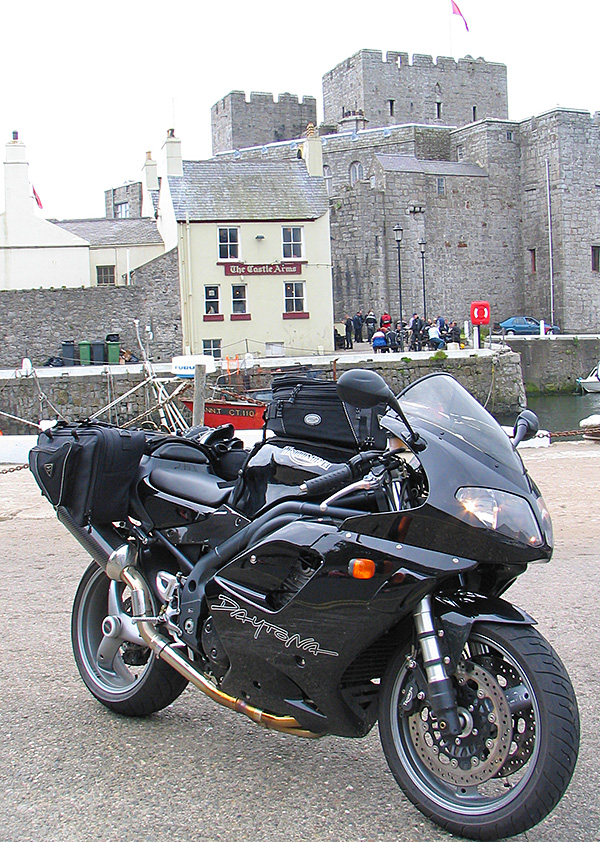 Triumph
              Daytona Isle of Man