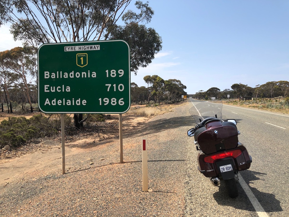 road sign nullabor