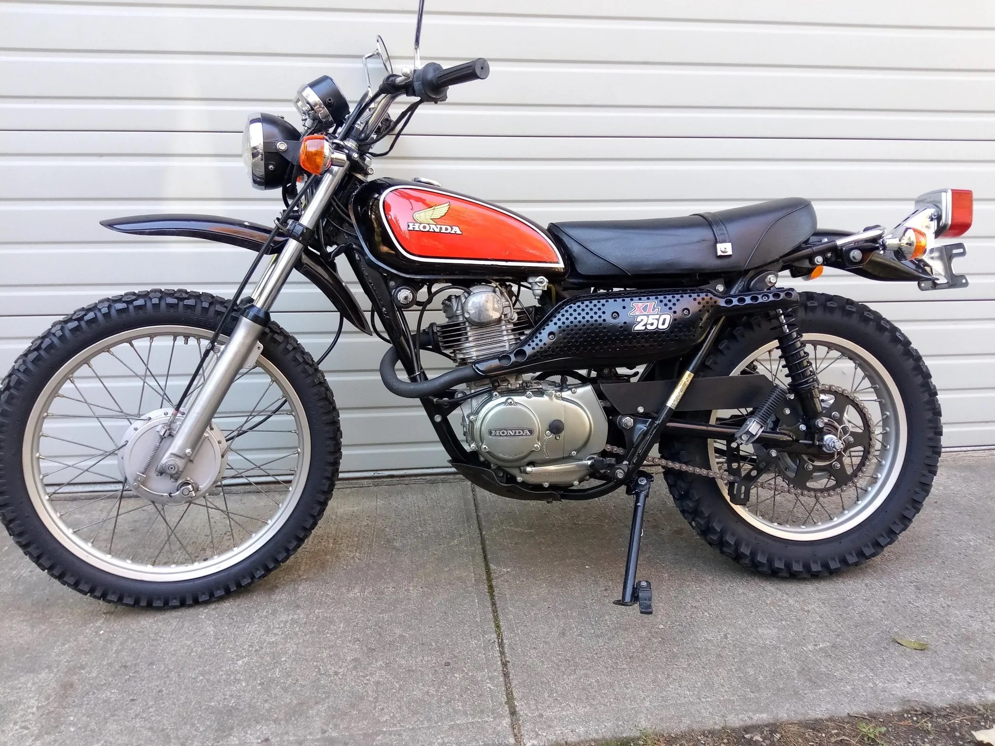 honda
              xl250