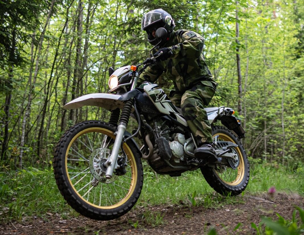 Yamaha
              xt250