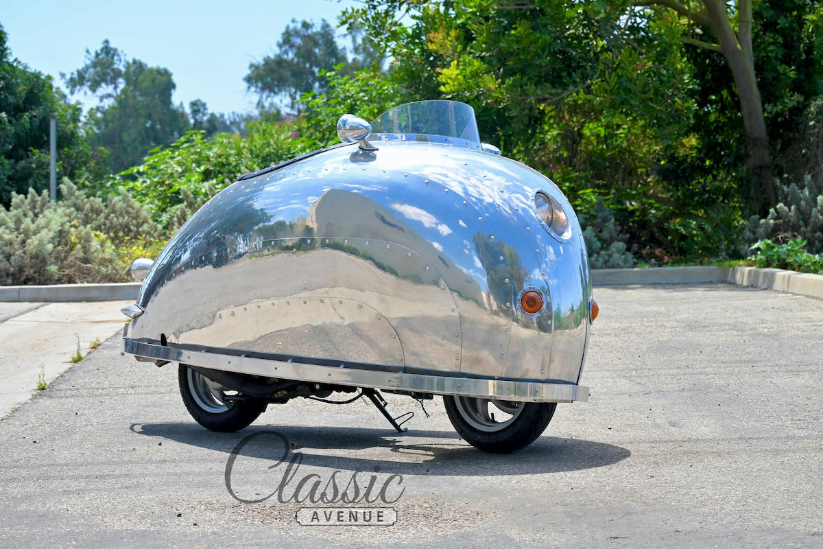 2009
              DecoPod