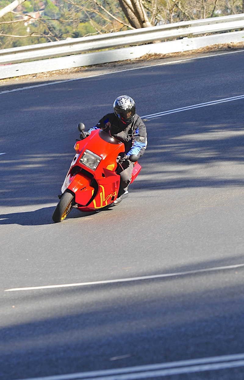 BMW K1