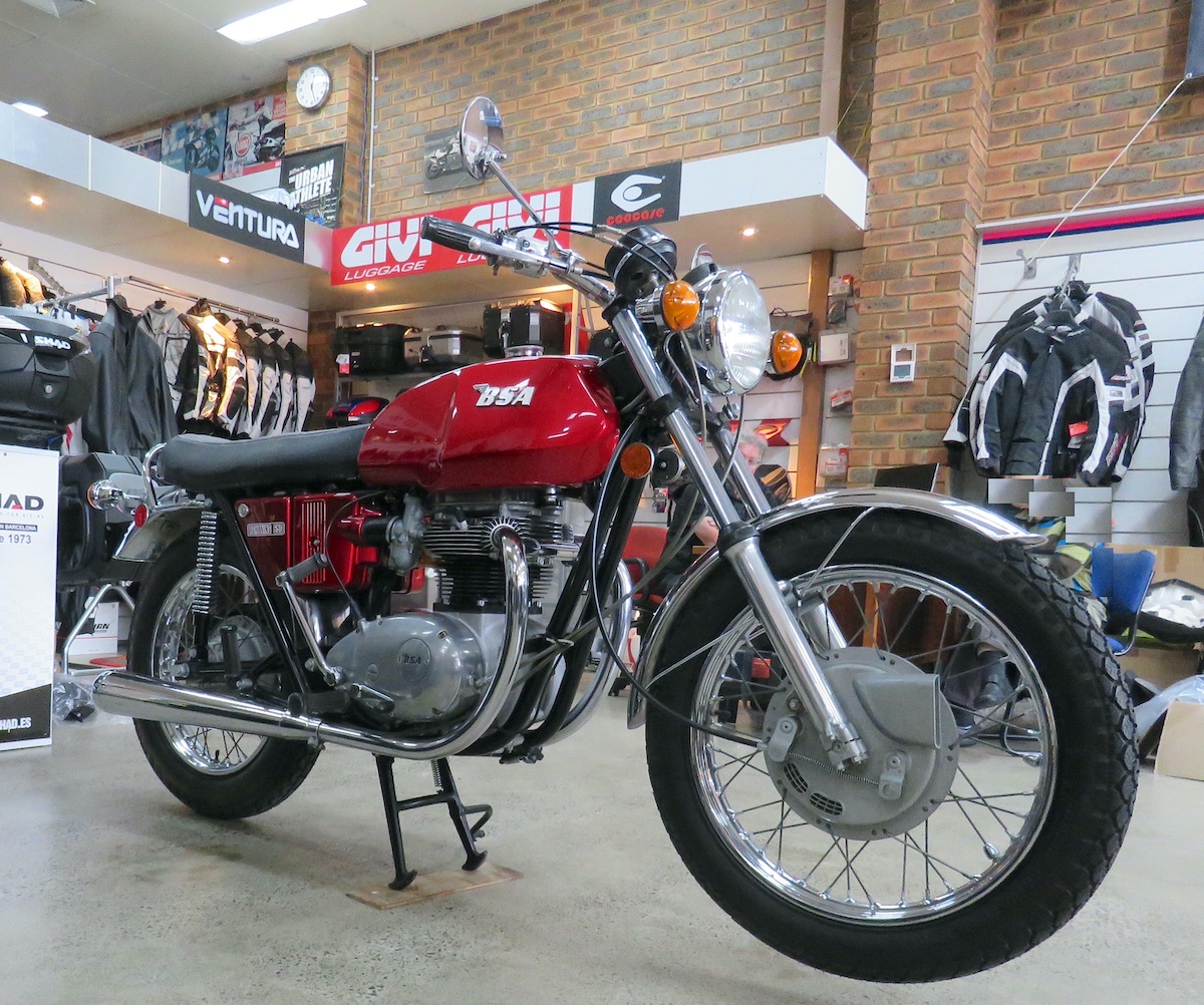 1971 BSA A65 lightning 650